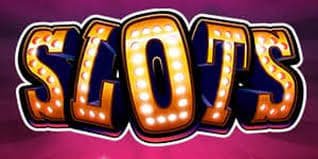 Antarmuka aplikasi mobile lato4d dengan menu slot games dan live casino